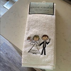 NWT!! Towel set 2 piece